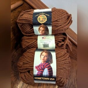 Lion Brand Hometown USA Super Bulky Cleveland Brown Yarn 3 x 5oz/142g